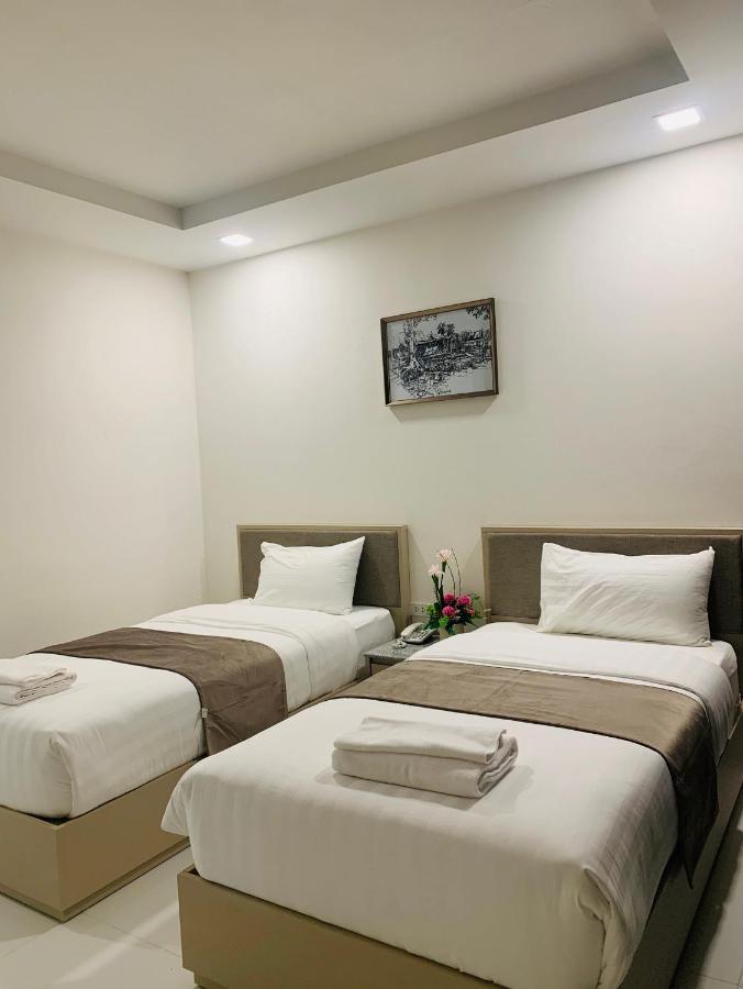 Icare Residence & Hotel Bangkok Exterior photo