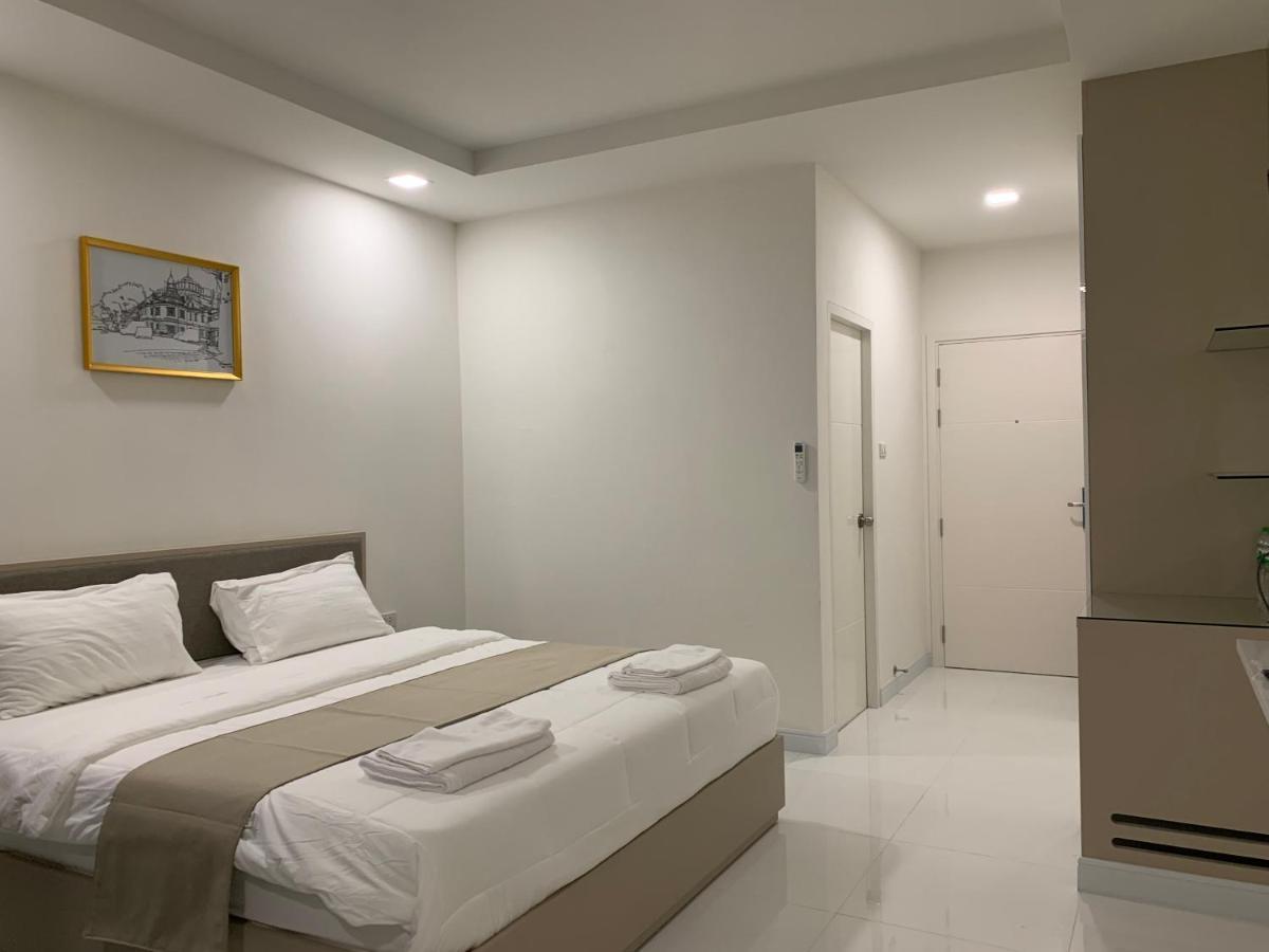 Icare Residence & Hotel Bangkok Exterior photo